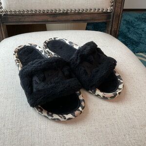 New APL Shearling Slides Black Leopard - Size 8